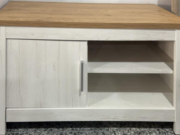 Modelo RONCAL BAJO TV PRECIO: 145€